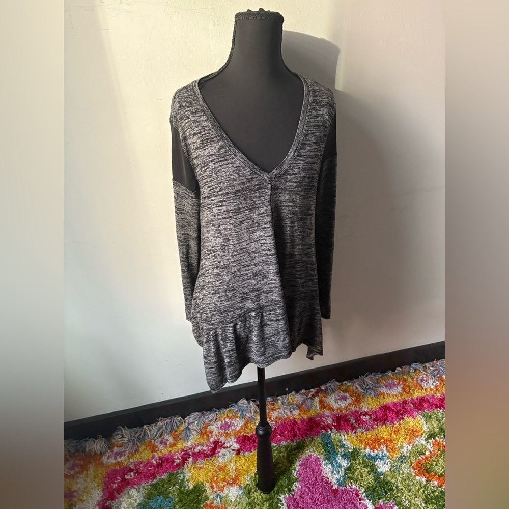 DKNY V-Neck Tunic Top